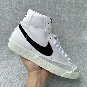 Nike Blazer Mid 77 Vintage Size 11.5